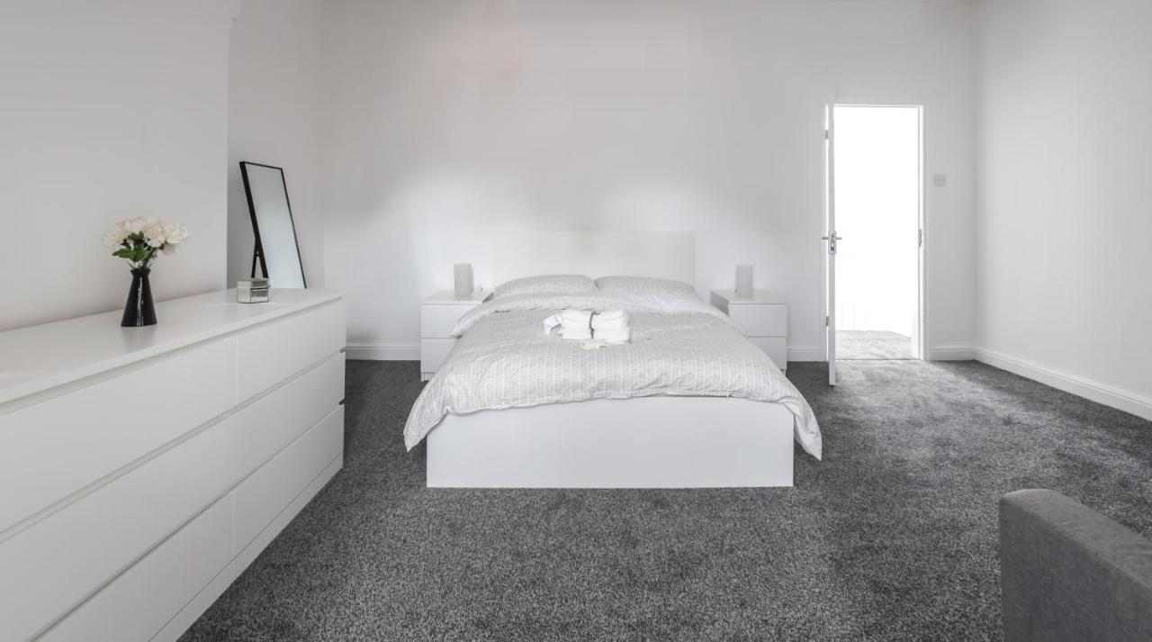 Spacious 4 Bed House In Birmingham, Suitable For Contractors Eksteriør bilde